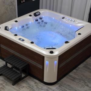 Luxury Outdoor Hot Tub Spa Hydro Massage Free Standing 6 Person