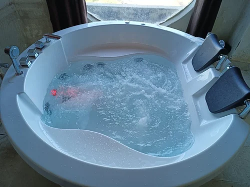 Jacuzzi Massage Bathtub
